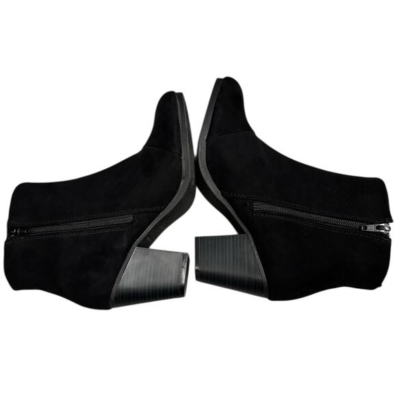 Old Navy Black Suede Round Toe Ankle Booties Women’s Size 9 - Picture 6 of 10